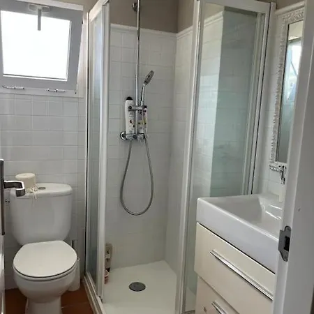 Lux Con Piscina 6 Pax Hotel 4*