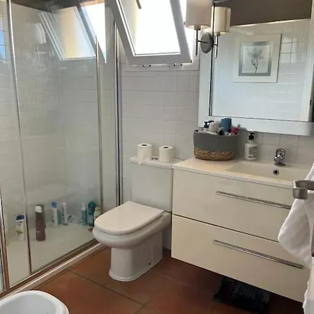 Lux Con Piscina 6 Pax Hotel 4*